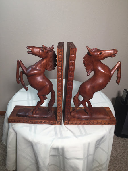 Set of wooden Horse bookend, hand carved from Suar wood 12.8"x8.4"